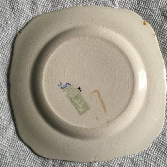 Set of 2 vintage H & K TUNSTALL made in England small dish plates 6.5" - Picture 5 of 12